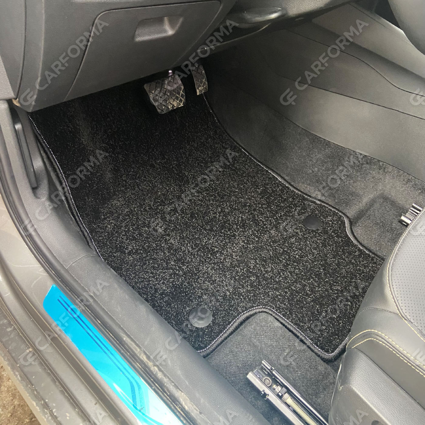 Ворсовые коврики на Audi Q2L 2016&nbsp;-&nbsp;2026 в Казани