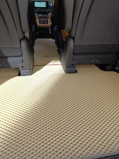 Коврики на KIA Carnival IV 9 мест 2020 - 2025 в Казани Коврики на KIA Carnival IV 9 мест 2020 - 2025 в Казани