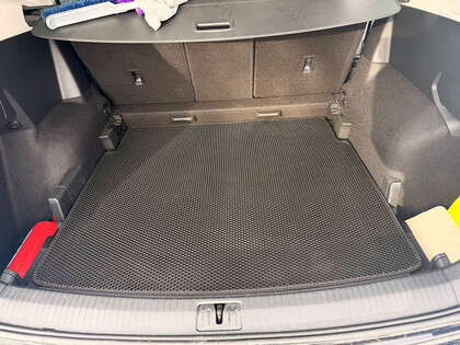 Коврики на Volkswagen Tiguan L 2020&nbsp;-&nbsp;2026 в Казани