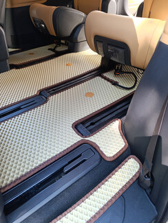 Коврики на KIA Carnival IV 9 мест 2020 - 2025 в Казани Коврики на KIA Carnival IV 9 мест 2020 - 2025 в Казани