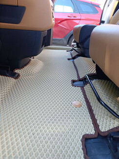 Коврики на KIA Carnival IV 9 мест 2020 - 2025 в Казани Коврики на KIA Carnival IV 9 мест 2020 - 2025 в Казани